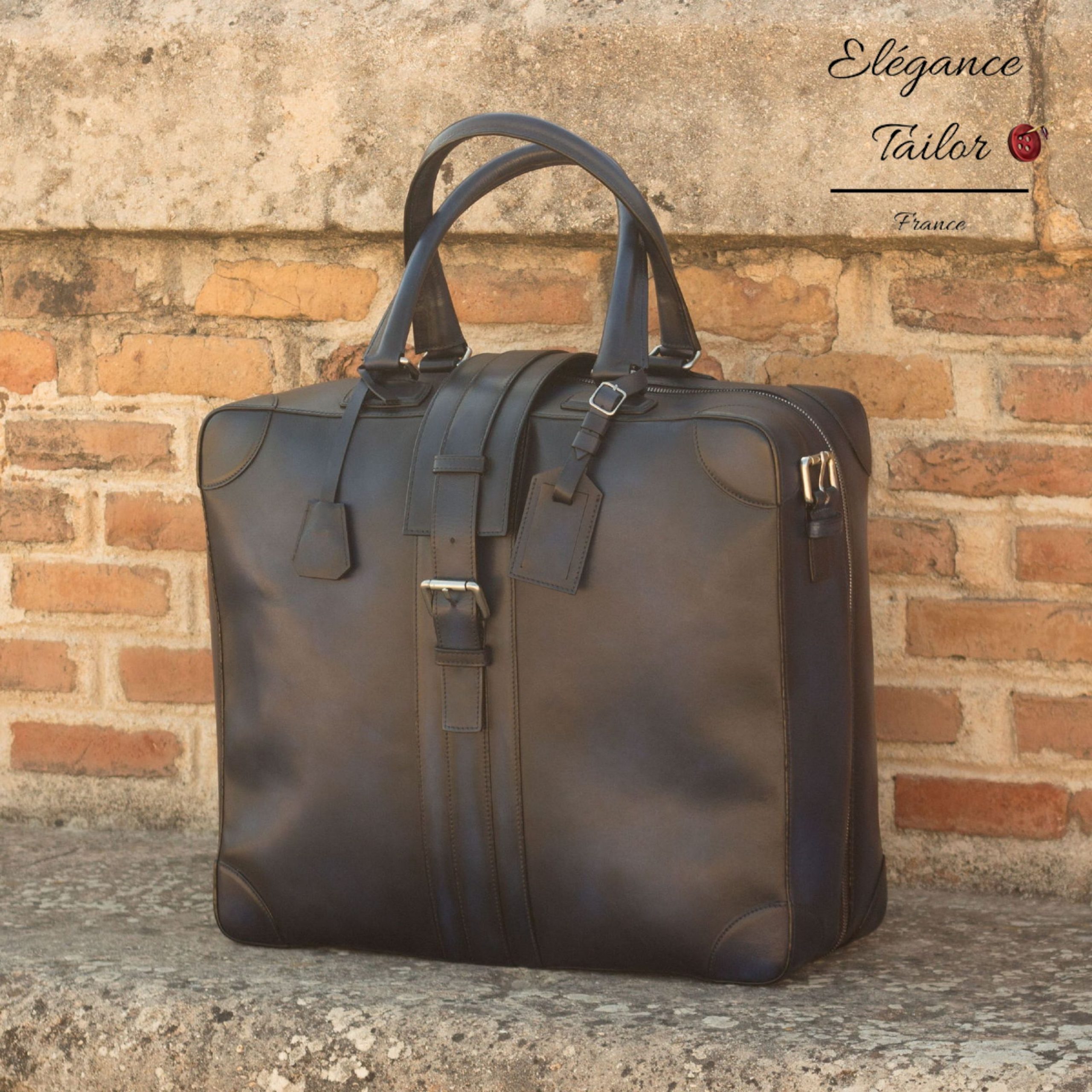 Le Sac fourre-tout de voyage de chez Elégance Tailor Toulon (Maroquinerie de Luxe)