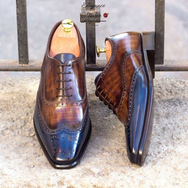 Les Full Brogue avec une patine artisanale exceptionnel